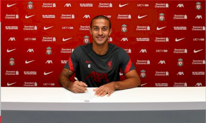 Liverpool FC complete signing of Thiago Alcantara
