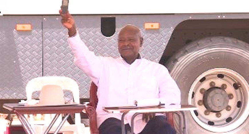 ICT Job Fair 2023:  President Museveni cautions Ugandan young people on smartphone addiction.