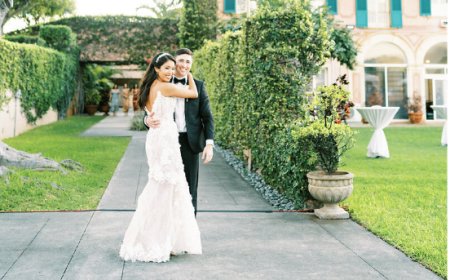 What Are the Benefits of Booking a Photographer for Your Oahu Elopement?