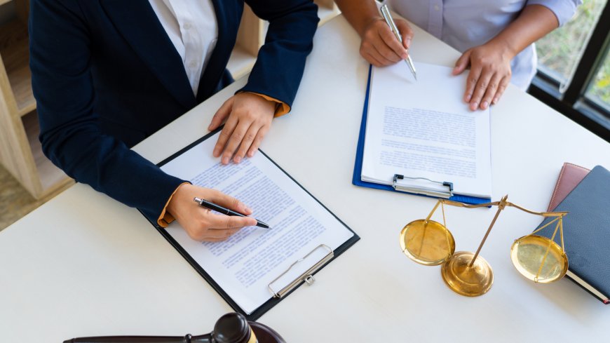 Understanding the Role of Contracts Lawyers in Chennai: A Comprehensive Guide