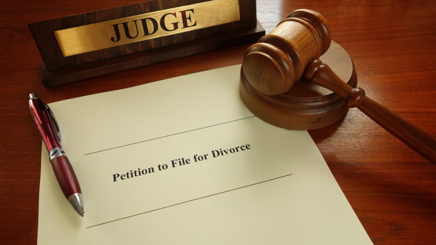 Why Hiring a Specialized Divorce Lawyer Matters in Chennai