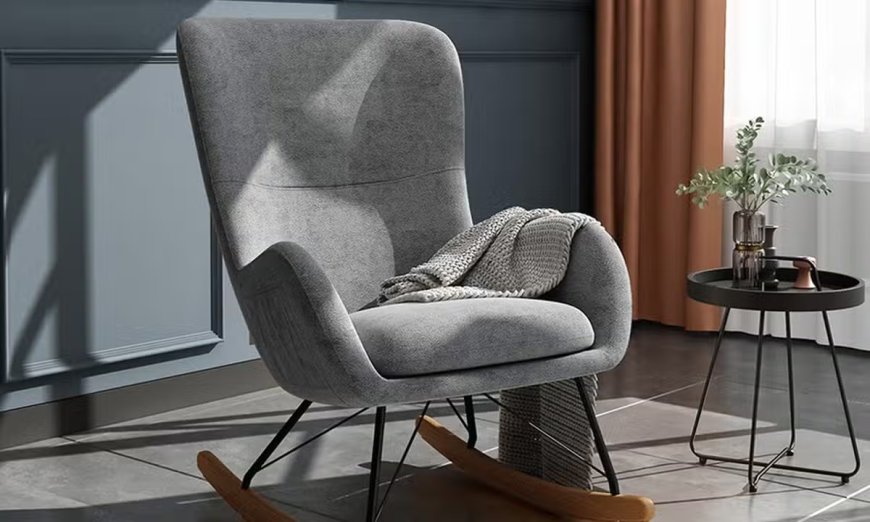 Selecting the Best Nursing Chair for Comfort and Support