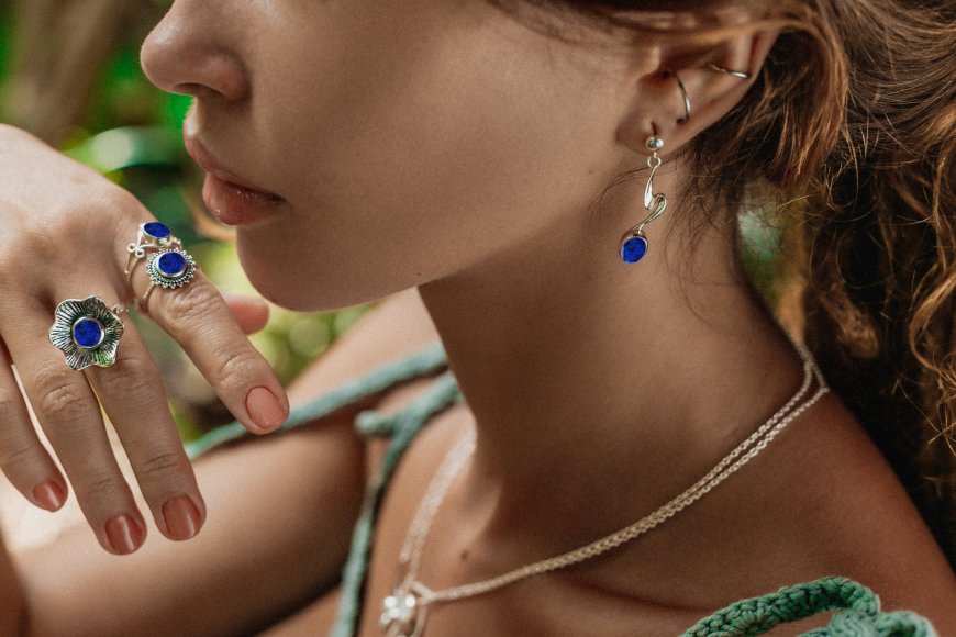 Five Ways to Wear Lapis Lazuli Jewelry in Summer