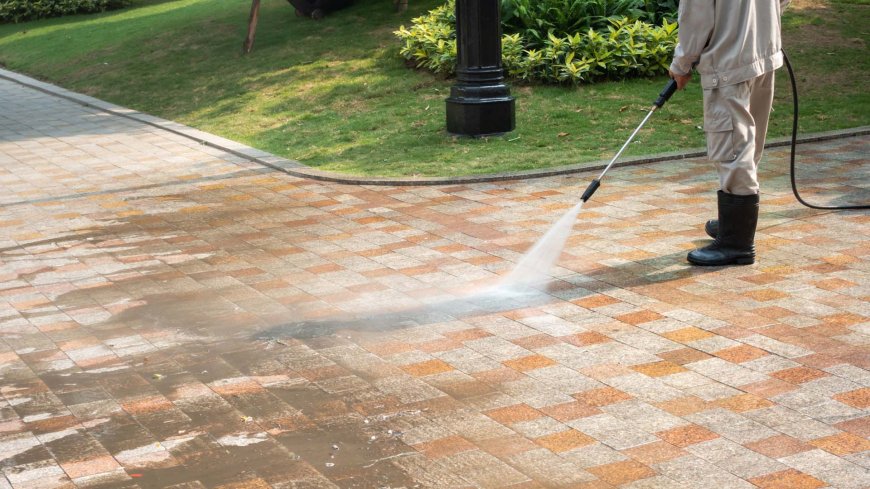 How Much PSI Do Experts Use In A Pressure Washer For Washing Roof?