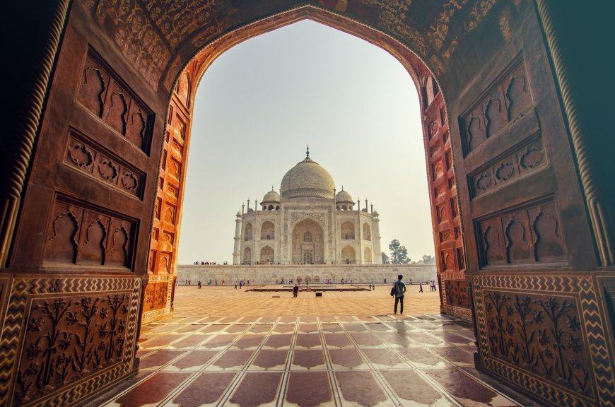 Exploring India's Rich Culture and Cuisine: Tours from Toronto