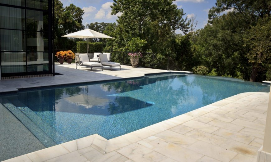 The Ultimate Guide to Pool Finish |  Choosing the Best for Your Backyard Oasis