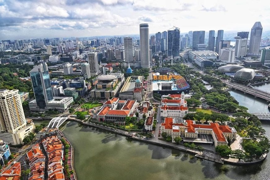 Top 10 Reasons to Visit Singapore