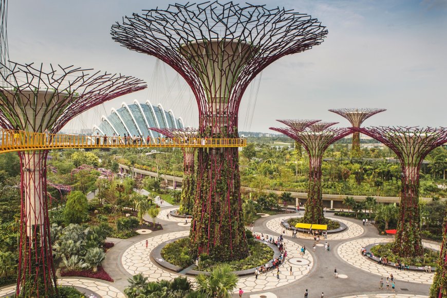 The Jewel Changi Airport: A Must-Visit Destination for Travelers