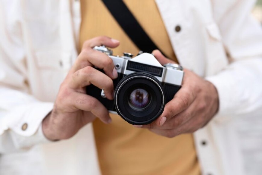 Top Sony Compact Camera for Stunning Travel Photography in 2024