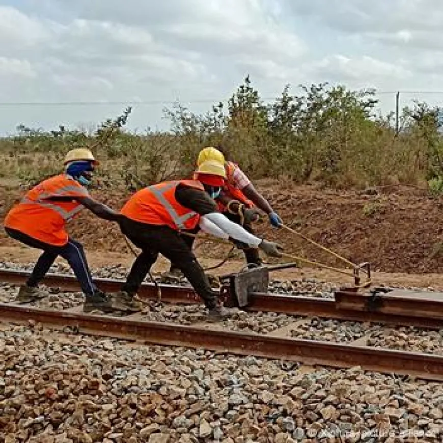 GOVERNMENT TO COUGH UGX 10 TRILLION FOR THE STANDARD GAUGE RAILWAY. 