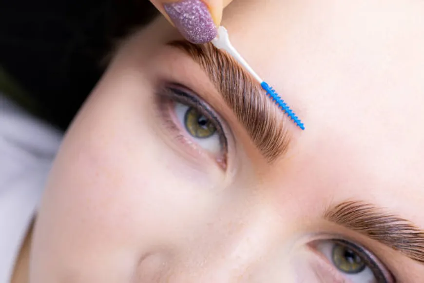 Brow Lamination: A Step Towards Sustainable Beauty Routines