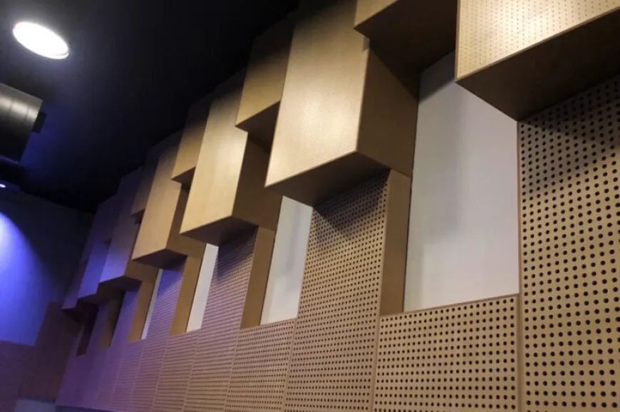 Maximizing Comfort: The Role of Sound Absorbing Wood Panels in Interior Design