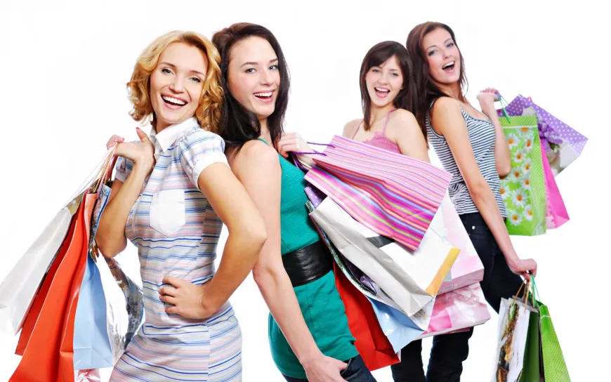 Wholesale Ladies Clothing: A Fashion Essential for Retailers in the UK with Wholesale Shopping