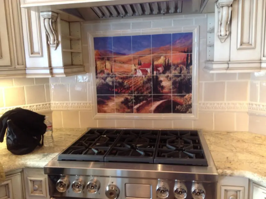 The Benefits of Installing Tiles on Kitchen Walls: A Comprehensive Overview