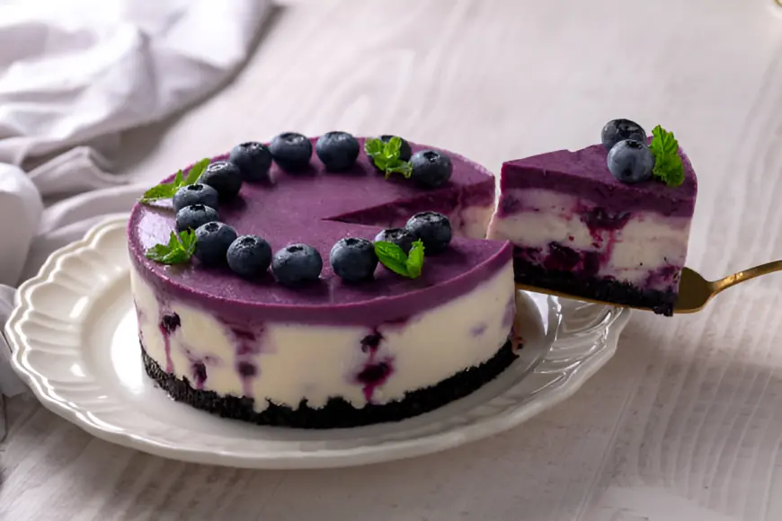 From Seasonal Flavors to Classic Favorites - Why Handmade Cheesecakes Should Be Your Go-To Dessert