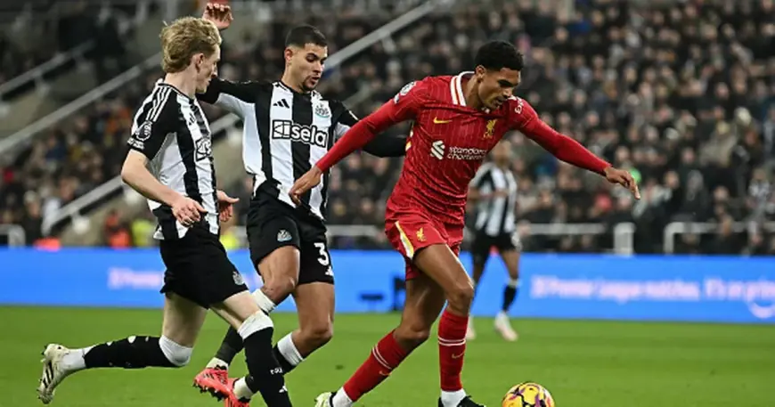 Liverpool and Newcastle Share Points in Thrilling 3-3 Draw