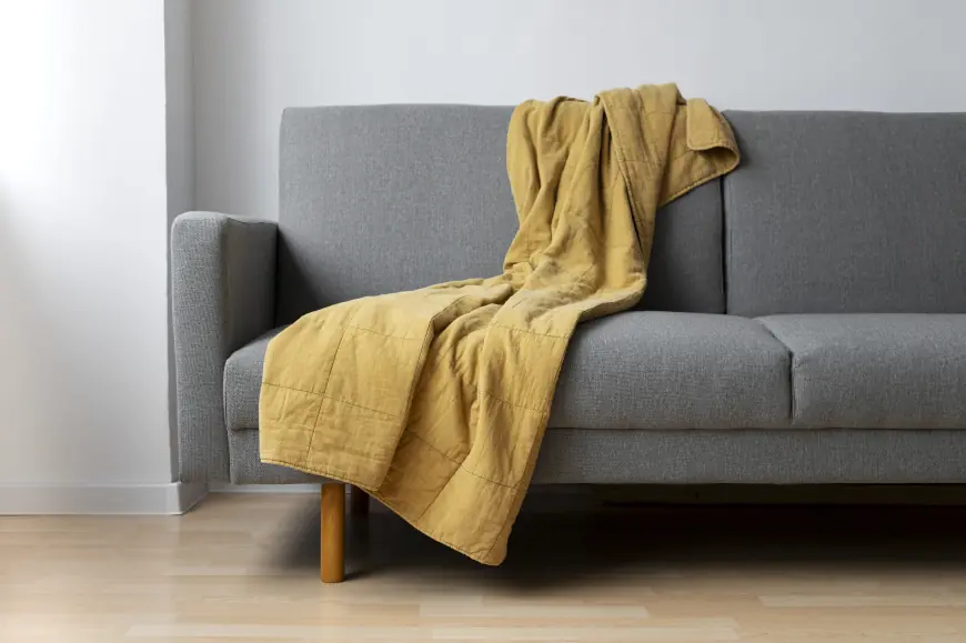 Transform Your Sofa with a Throw Blanket: Simple Styling Hacks