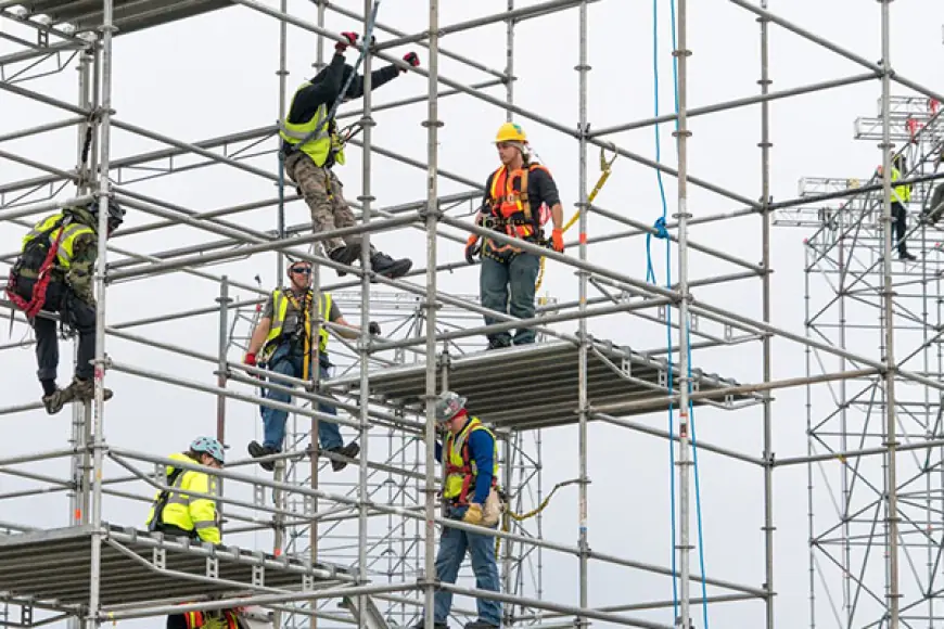 Why OSHA 30-Hour Training Is Essential for Scaffold Safety in Construction