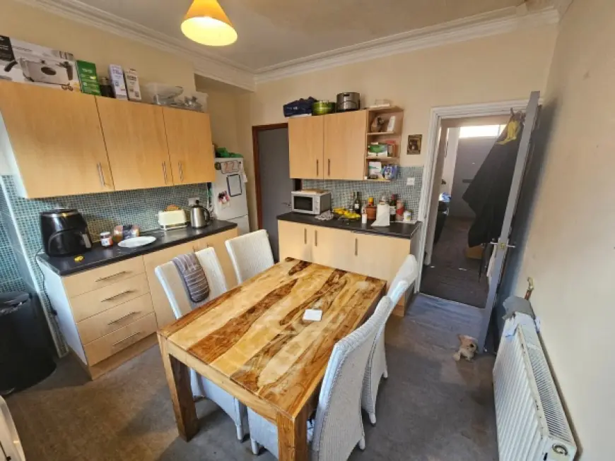 Skip the Agencies: Student Accommodation in Leeds via Landlord Direct Lets