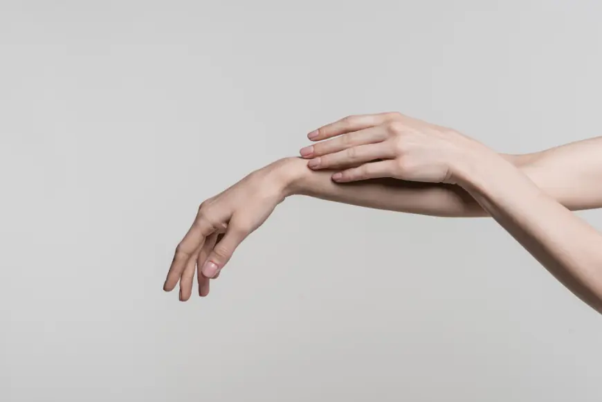 Is Hand Rejuvenation Effective for Aging Signs?