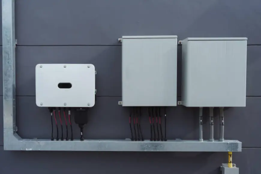 DC to AC Inverters: The Heart of Modern Power Conversion