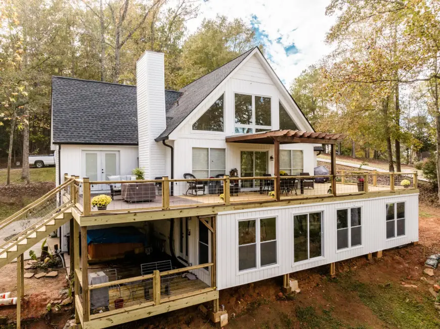 The Pros and Cons of Different Deck Materials: A Comprehensive Guide for Homeowners