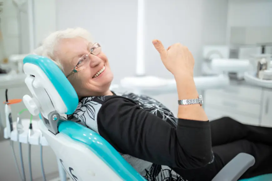 How a Dentist in SE Calgary Can Help You Maintain a Healthy Smile