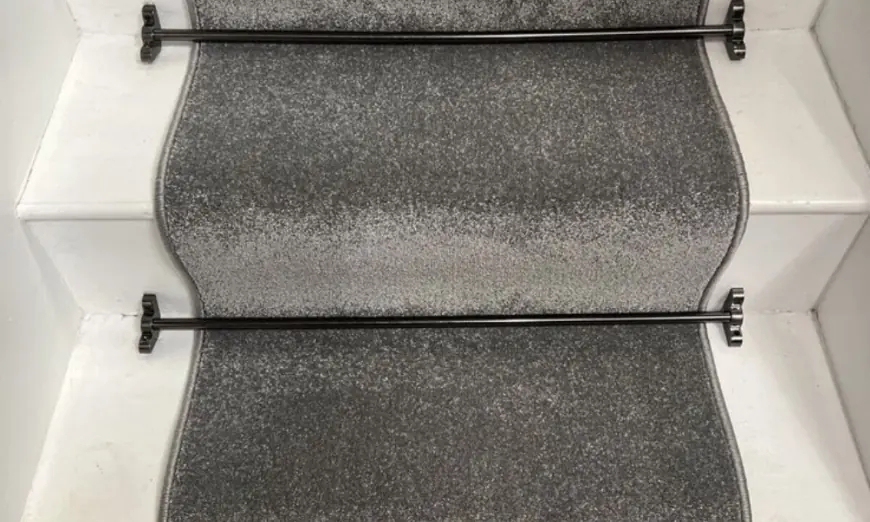 The Best Carpet for Stairs in Dubai: A Complete Buyer’s Guide