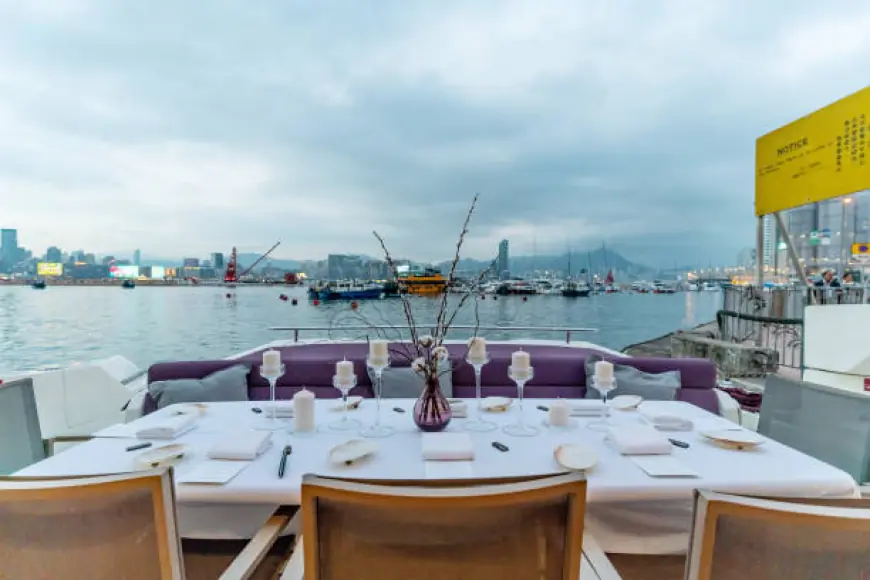 Top Reasons to Enjoy a Luxurious Yacht Dinner Cruise in Dubai