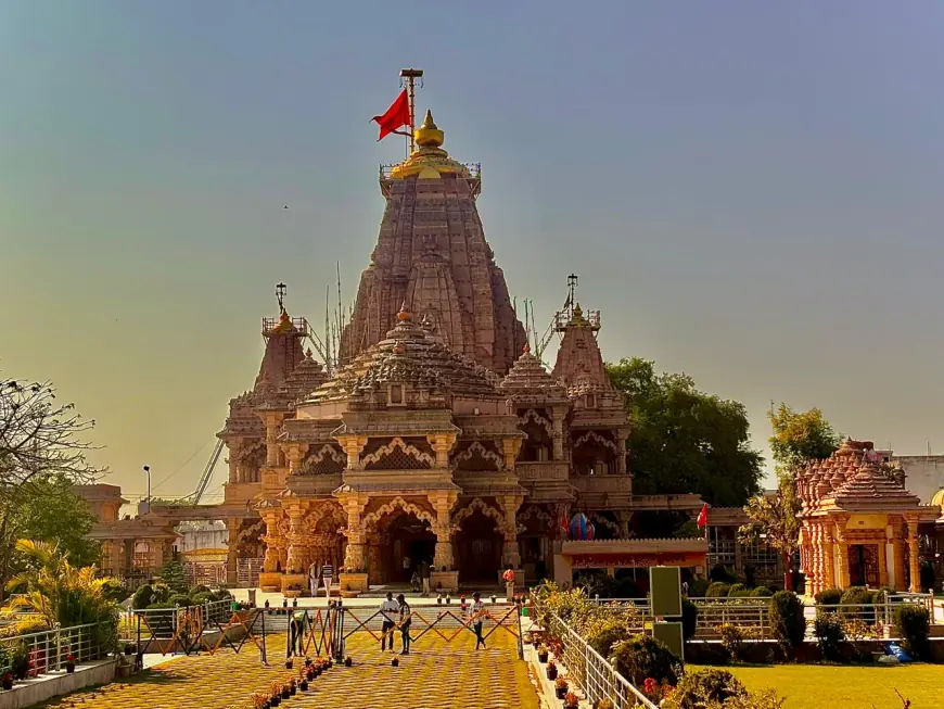 Sanwaliyaji Seth Mandir: A Sacred Pilgrimage and the Essence of Devotion