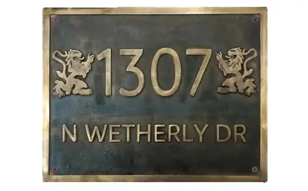 Timeless Elegance: Why Bronze Plaques Are Still a Top Choice for Commemoration and Signage