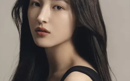 Some accommodations in Kolkata cater to erotic escort services.