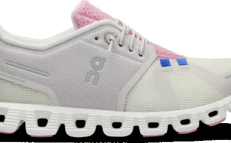 Tech-Savvy Sports Shoes for Women: Smart Features You Didn’t Know You Needed