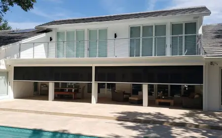 Why More Miami Businesses Are Choosing Commercial Retractable Awnings