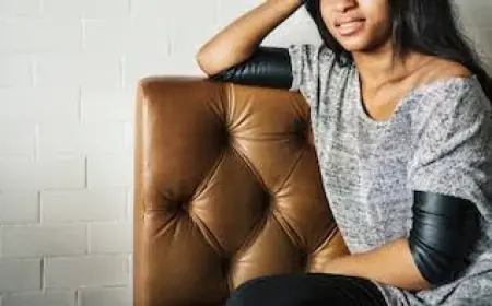 How to Tell When He’s Quietly Pulling Away