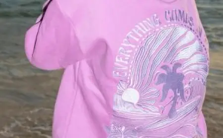 Pink Palm Puff Style for Busy Moms