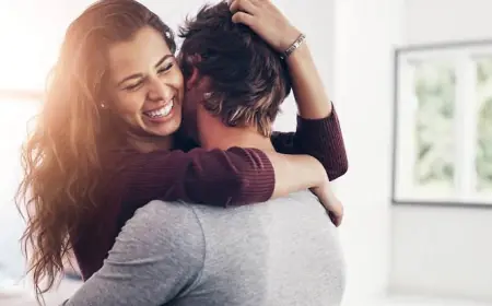 5 Subtle Habits That Deeply Captivate a Man Without Saying a Word