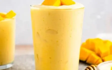 How Do I Choose the Right Smoothie Ingredients?