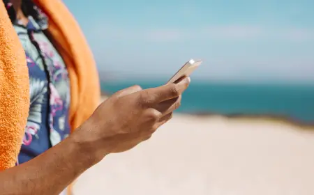 Mass Texting as a CRM Tool: Keeping Relationships Alive with Short Messages