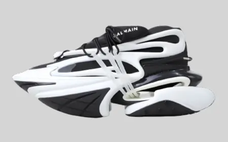 Unicorn Shoes: Magical Footwear Trends + Where to Find Yeezy Shoes in Pakistan