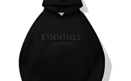 The Rise of Essentials Hoodie: Redefining Streetwear in the USA