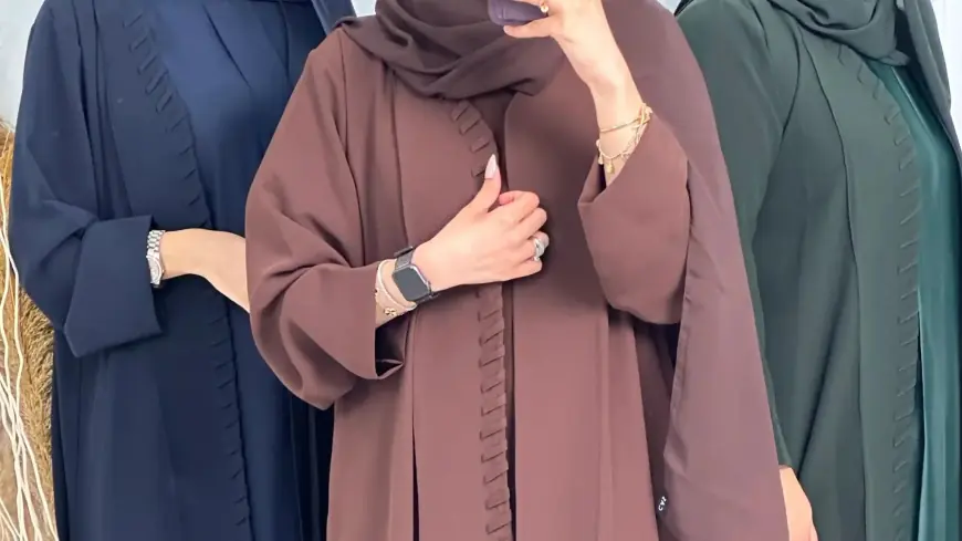 Elegance in Motion: How Omani Women Redefine Modesty with Style