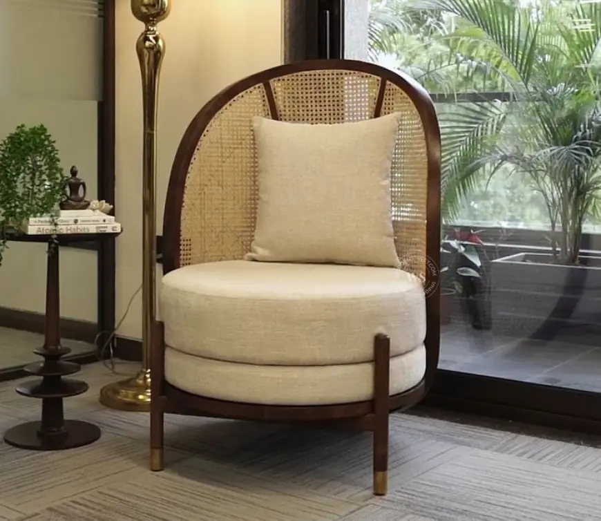 Wooden Street Lounge Chair Collection – Perfect for Living Room & Bedroom