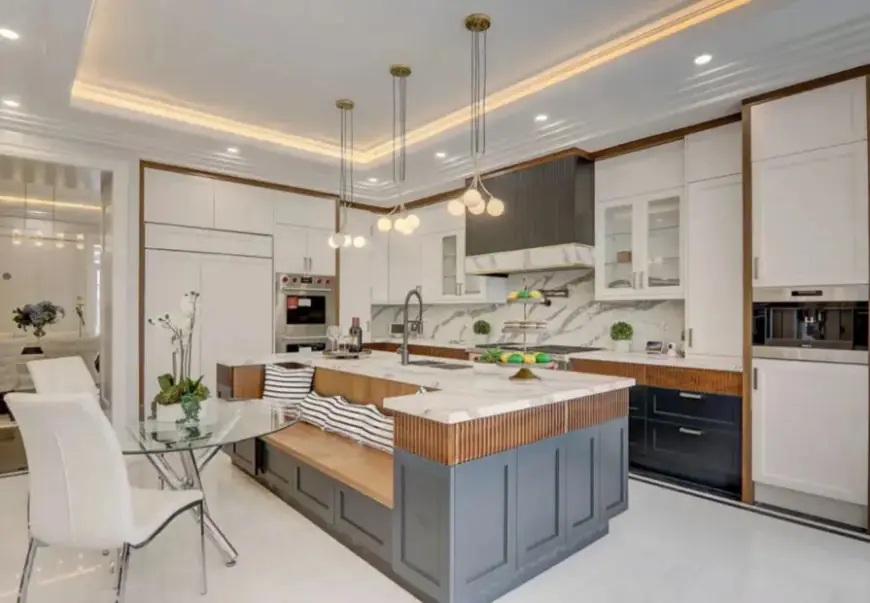Top Design Features to Look for in High-End Kitchen Cabinets
