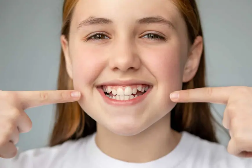 The Pros and Cons of Dental Veneers for Overlapping Teeth
