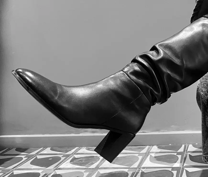 Big Boots for Women: Style, Comfort, and Confidence in Every Step