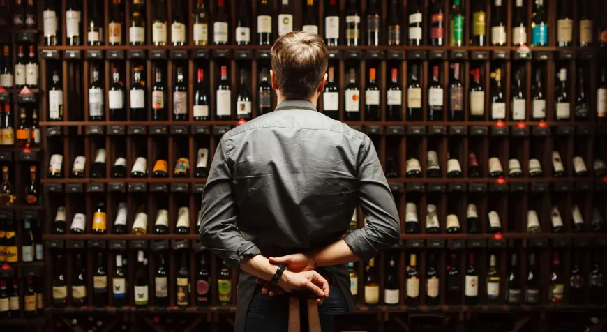 Uncorking the Trends: What's Brewing in the Wine Business Right Now?