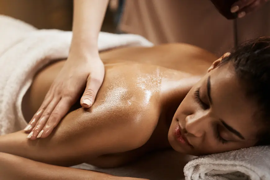Modern Fitness Meets Ancient Healing: Deep Tissue Ayurvedic Massage Explained