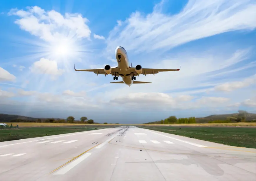 Flights From Houston to Las Vegas – Your Complete Companion to Booking, Airlines, & Travel Tips