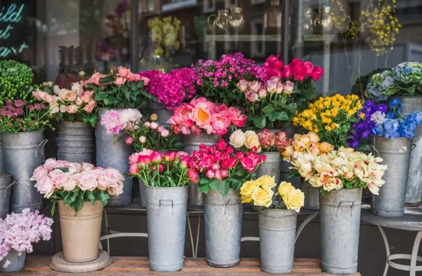 Flowers Mart is the best flower shop in Ajman UAE for custom bouquets